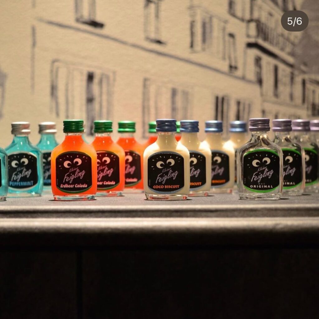 ドリンク2杯目無料